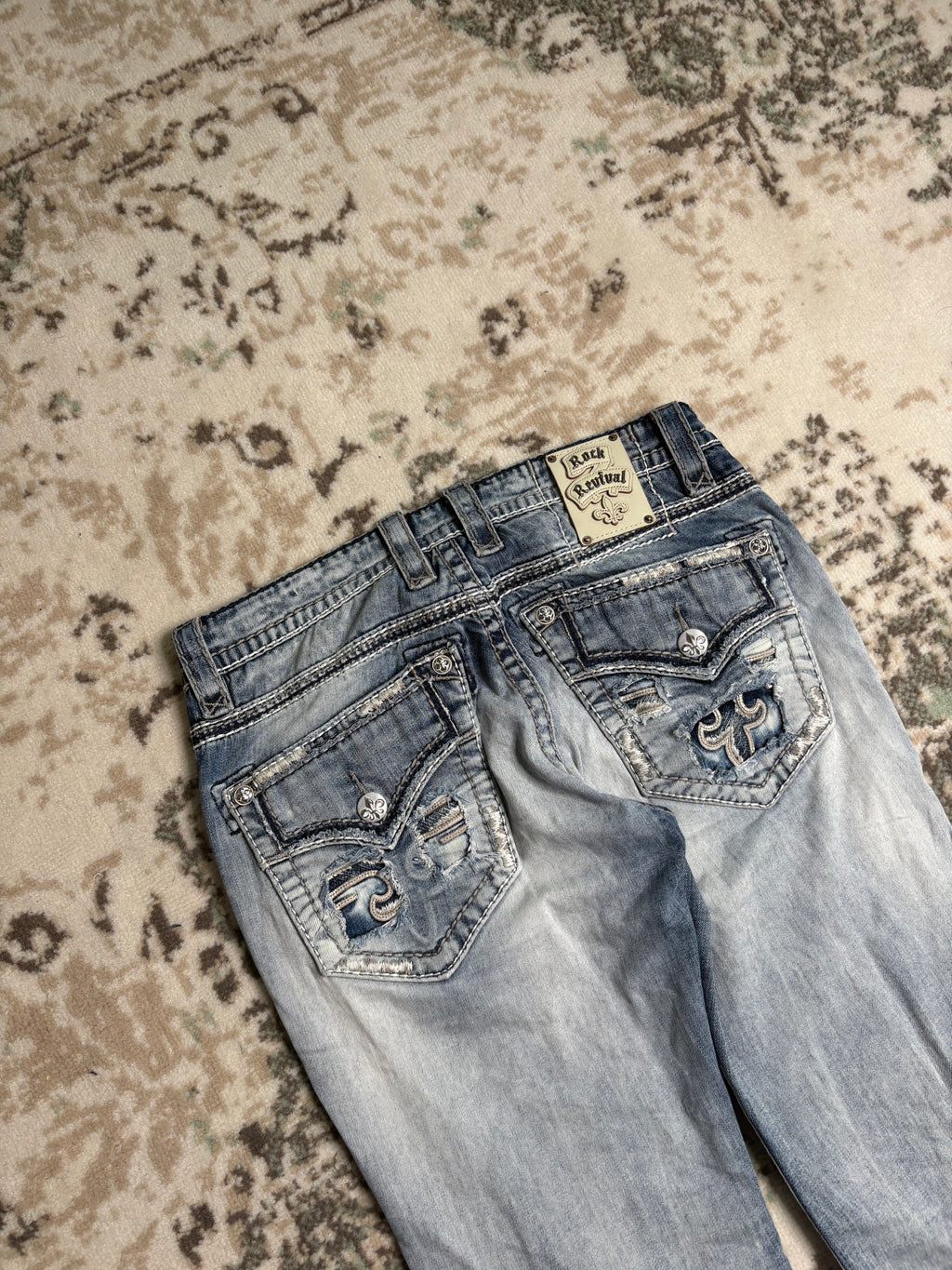 Rock Revival Baggy Bootcut Jeans (M)