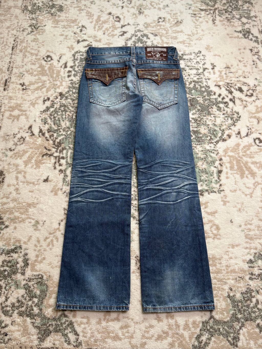 True Religion Baggy Jeans (M)