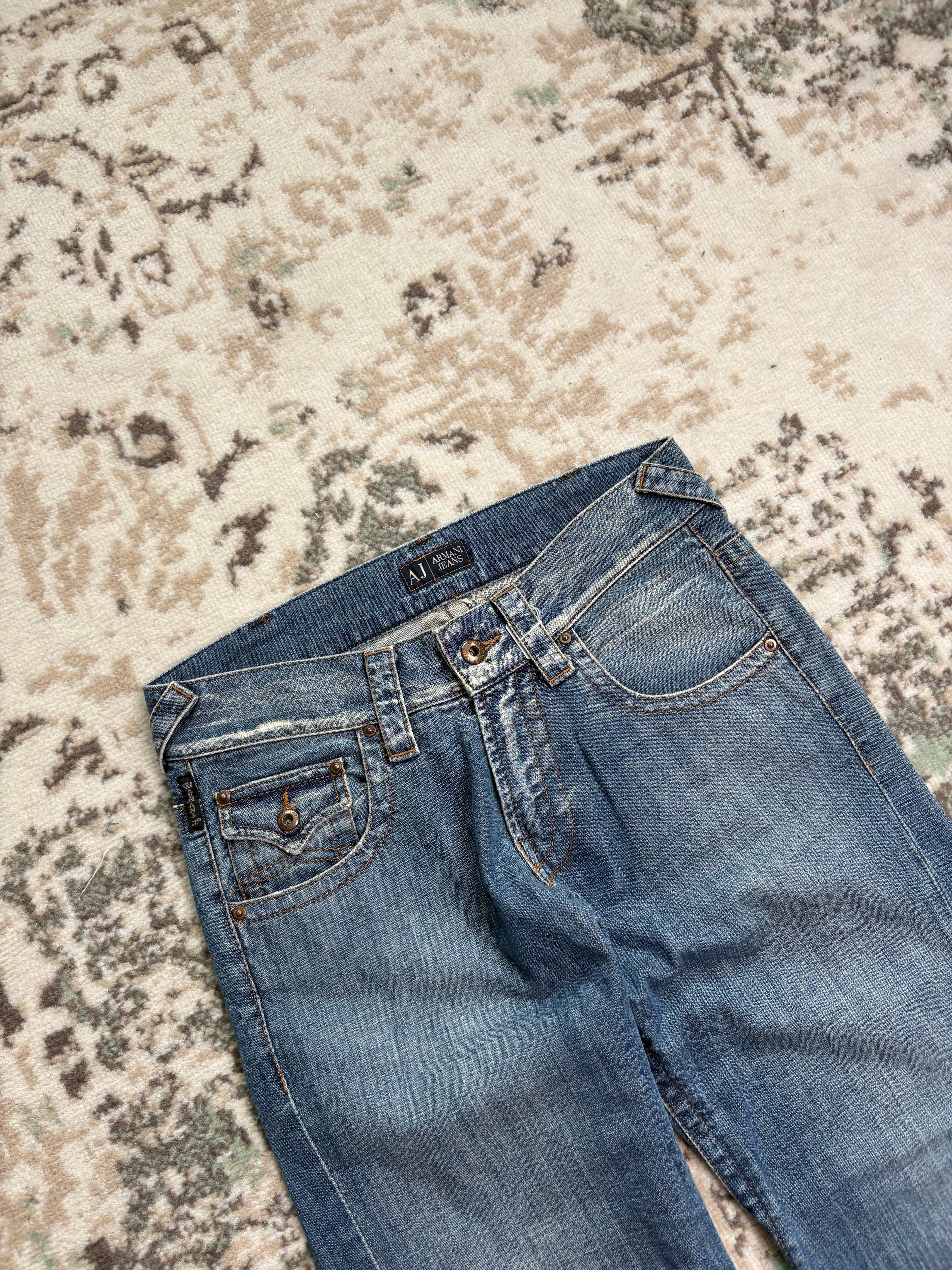 Armani Baggy/Bootcut Jeans (S/M)