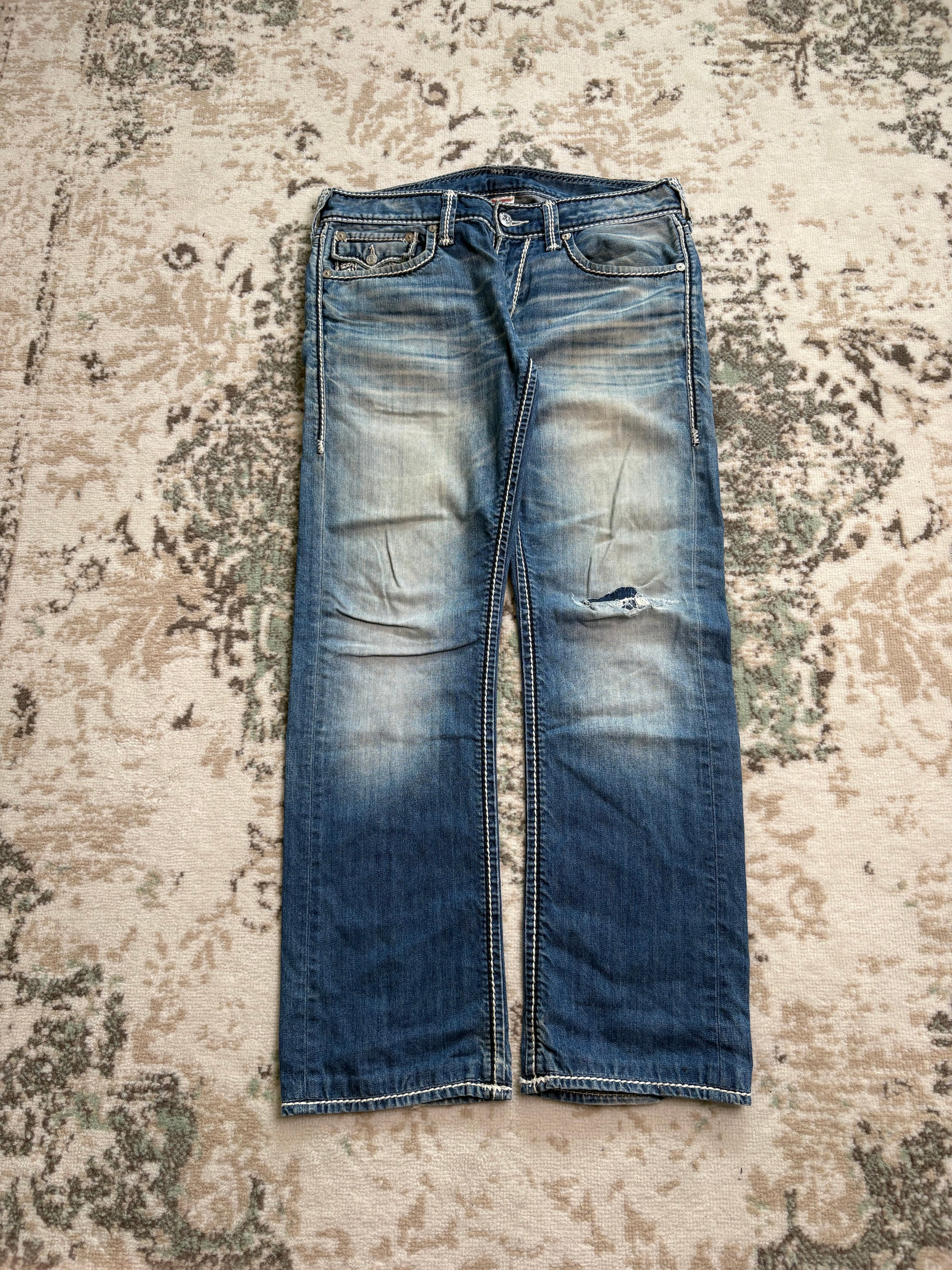 True Religion Straight Jeans (M)