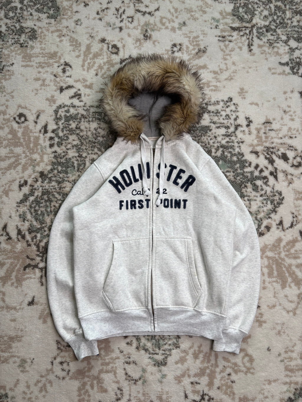 Hollister Fur Zip-Hoodie (M)