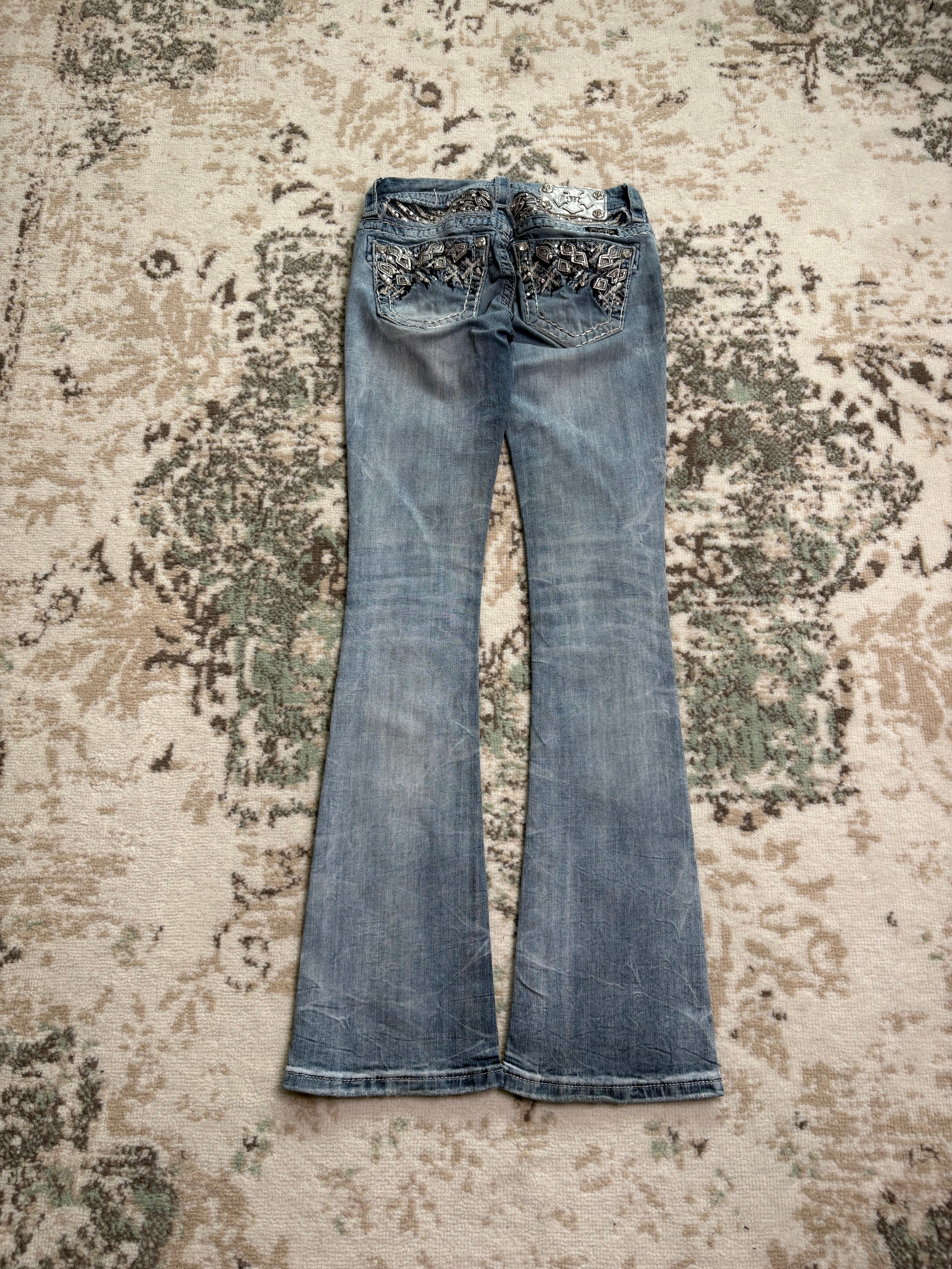 Miss Me Bootcut Jeans (W24)