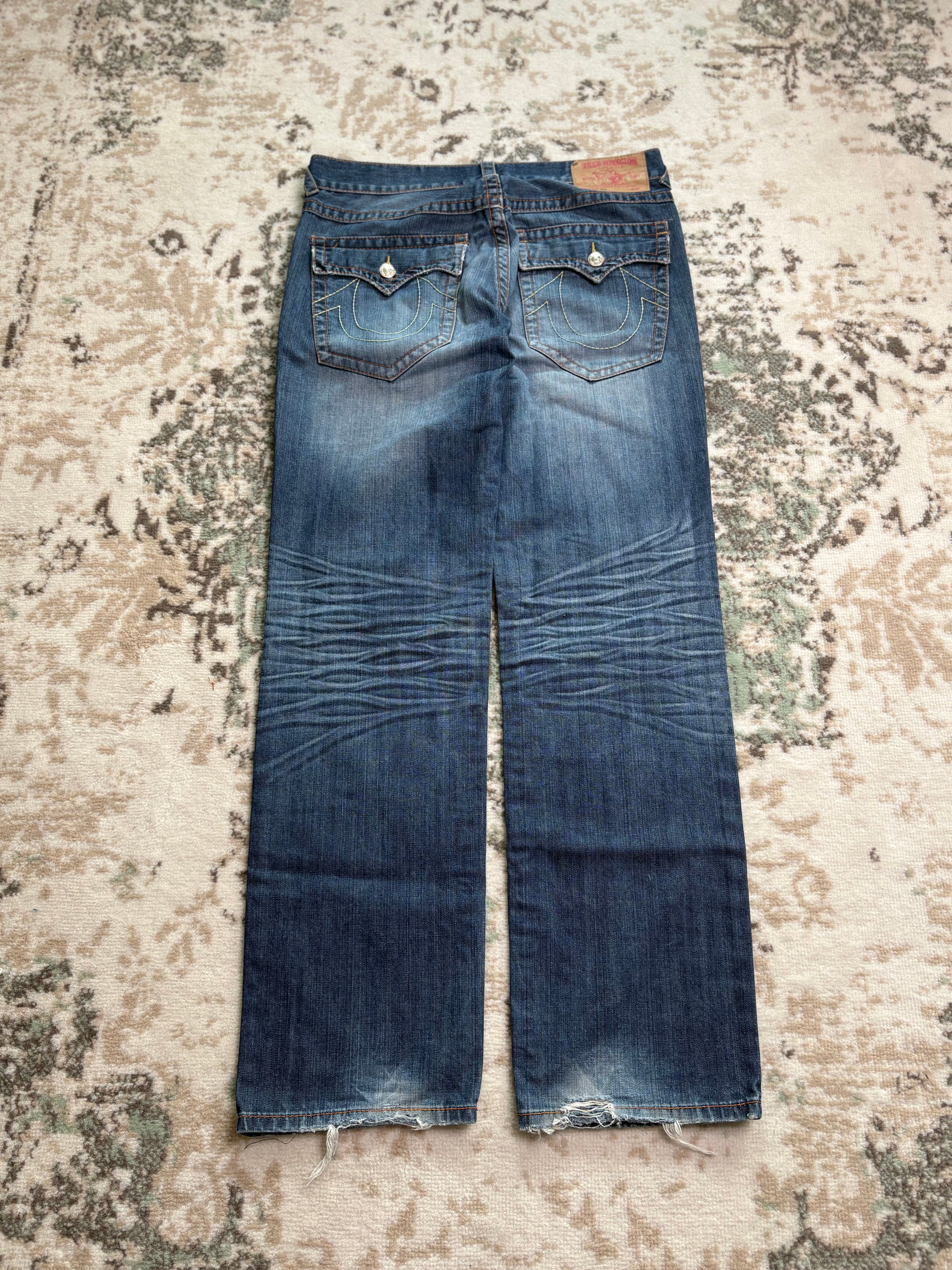 True Religion Baggy Jeans (M-L)