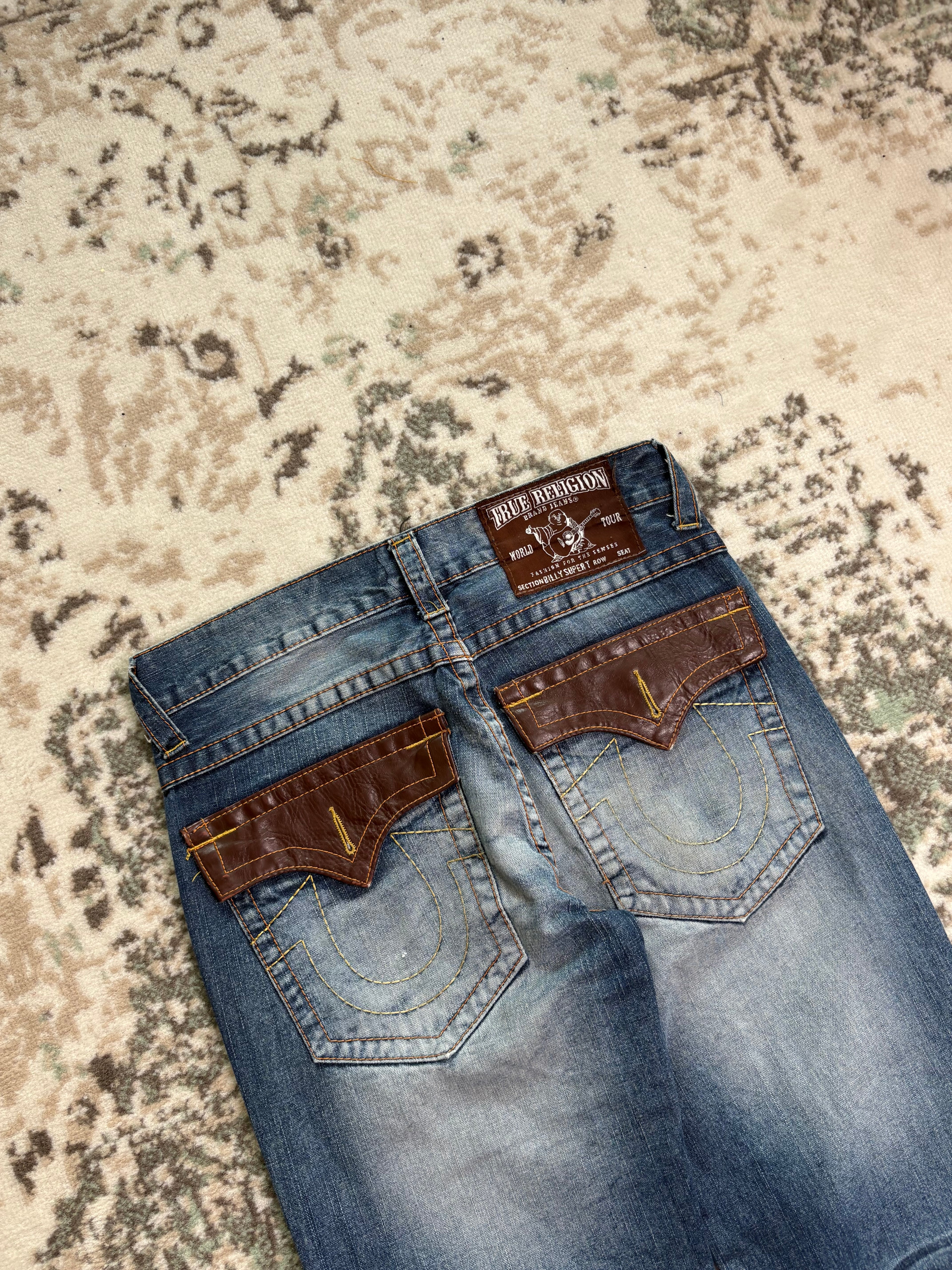 True Religion Baggy Jeans (M)