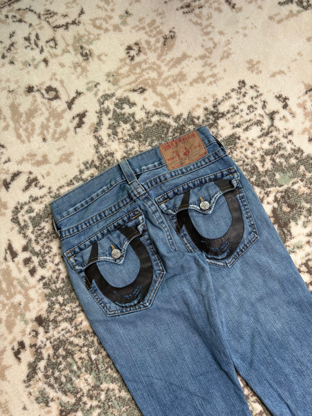 True Religion Bootcut Jeans (S)