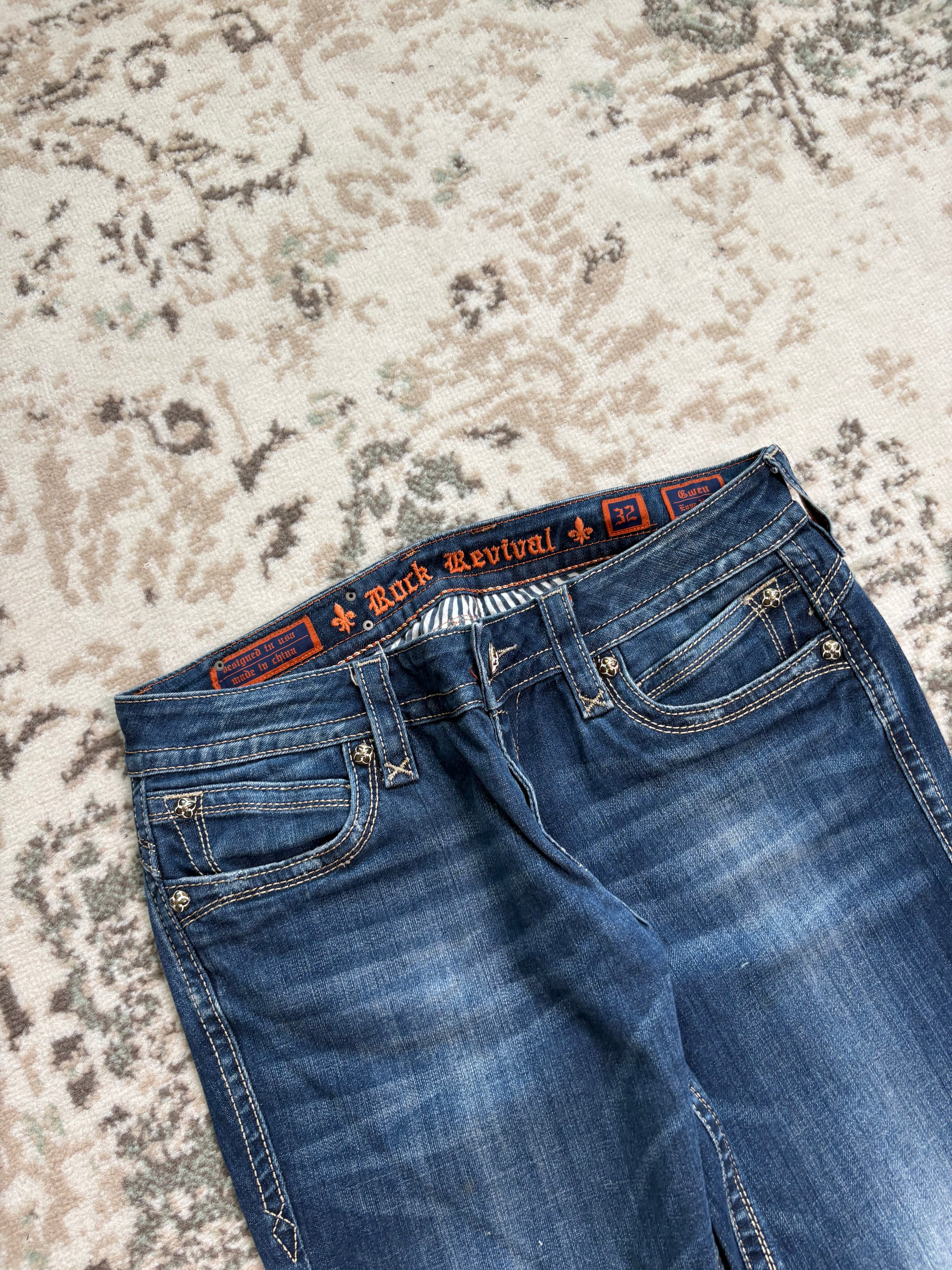 Rock Revival Straight/Bootcut Jeans (S/M)
